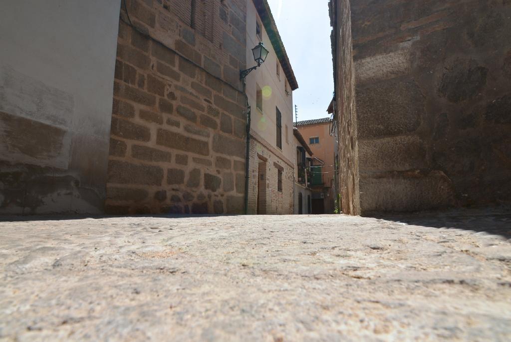 Apartamentos La Casa Del Grial Toledo Buitenkant foto