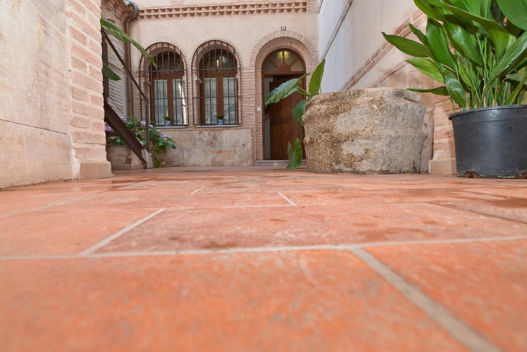 Apartamentos La Casa Del Grial Toledo Buitenkant foto
