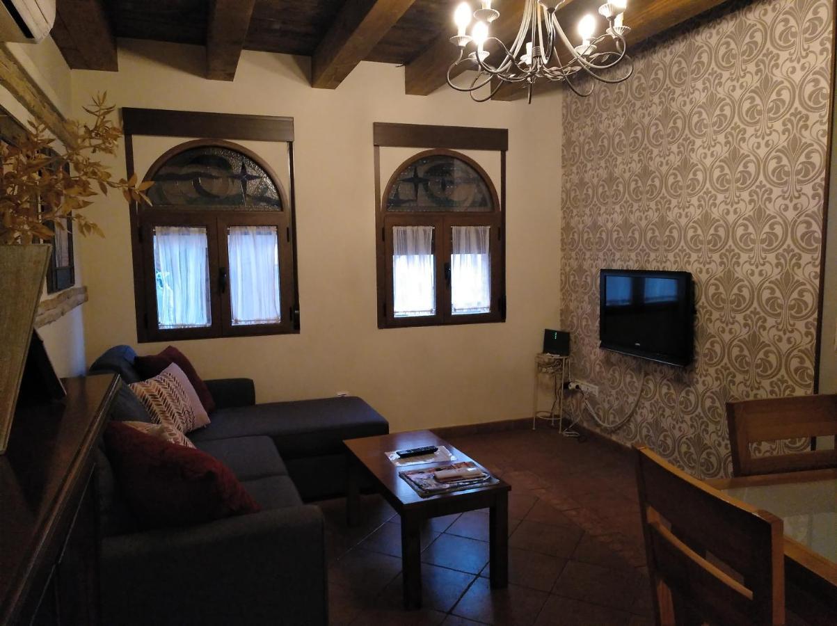 Apartamentos La Casa Del Grial Toledo Buitenkant foto